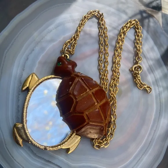 Vintage 1960’s L.Razza Turtle Mirror Pendant - Picture 1 of 16